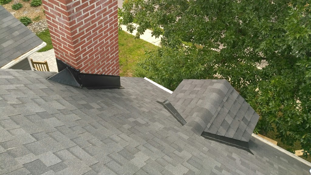 ACCOLADE ROOFING | 4438 Ashby Rd, Prescott, ON K0E 1T0, Canada | Phone: (613) 340-0469