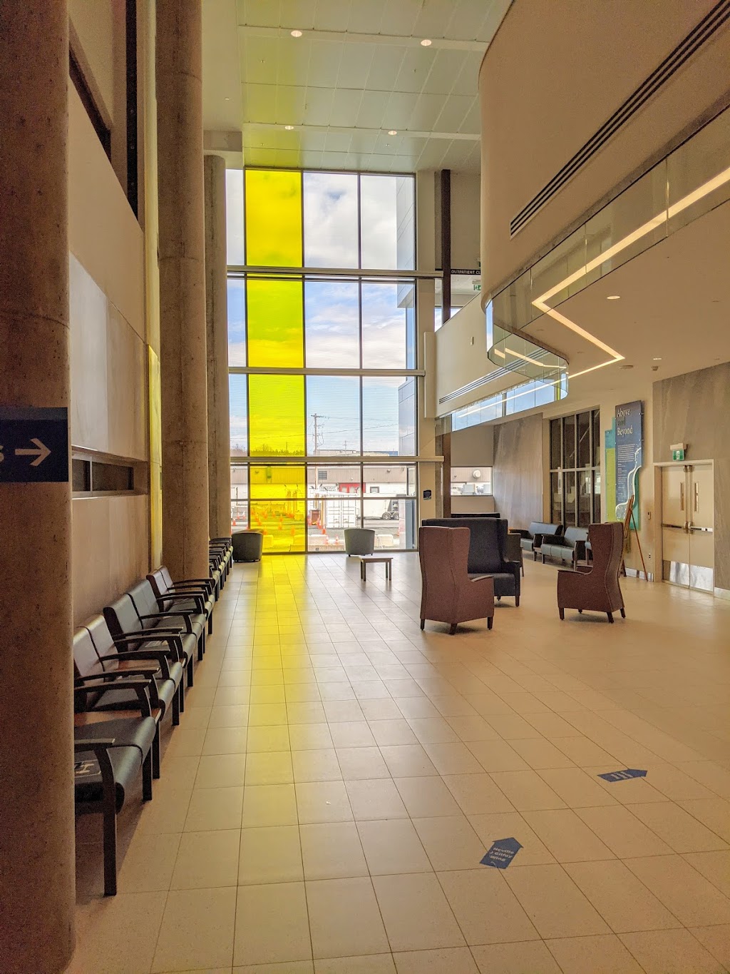 Dartmouth General Hospital | 325 Pleasant St, Dartmouth, NS B2Y 4G8, Canada | Phone: (902) 465-8300
