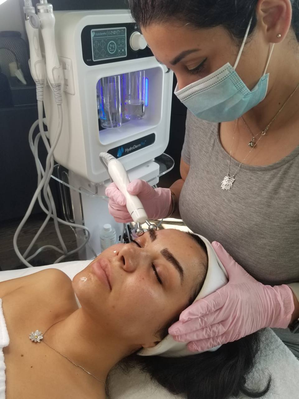Manas Med Spa | 141 King Rd Unit #12, Richmond Hill, ON L4E 3L7, Canada | Phone: (416) 897-3953
