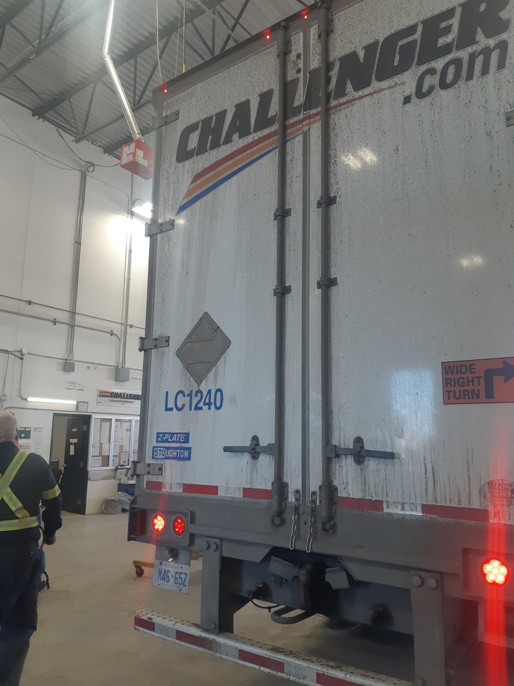 Challenger Motor Freight | 1938 Foy St, Abbotsford, BC V2T 6B1, Canada | Phone: (800) 434-2808