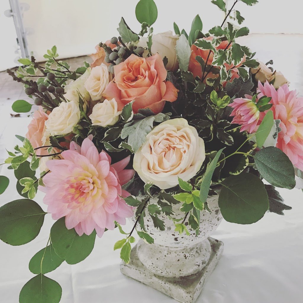 Dream Occasions | 501 Rattray Park Dr, Mississauga, ON L5J 2N2, Canada | Phone: (905) 617-1507