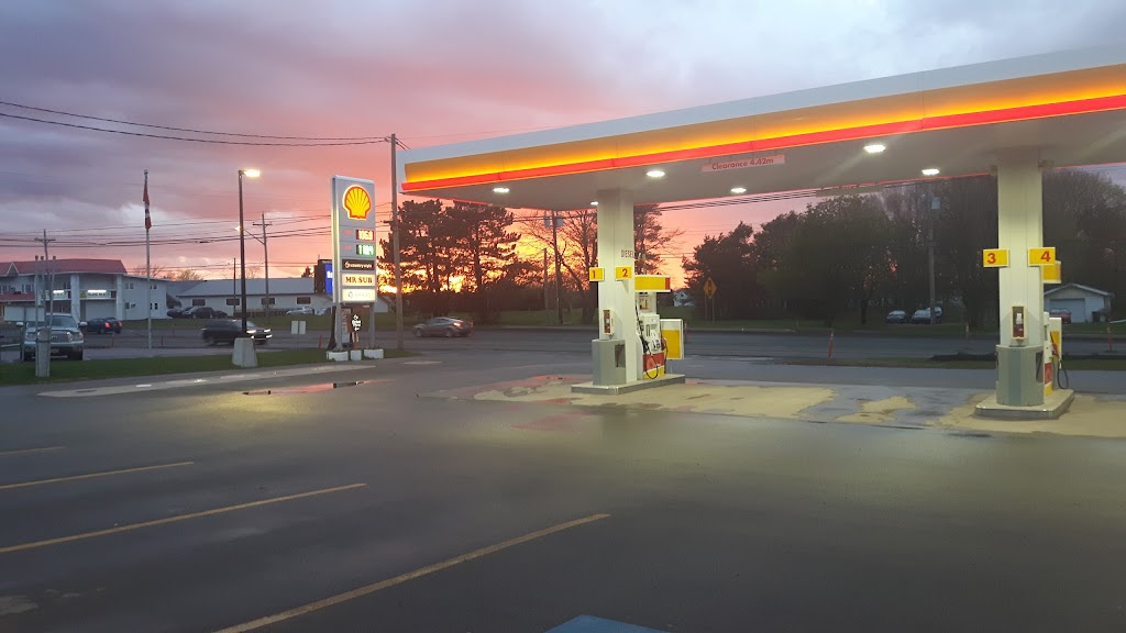 Shell | 630 Capital Dr, Cornwall, PE C0A 1H0, Canada | Phone: (902) 566-9777