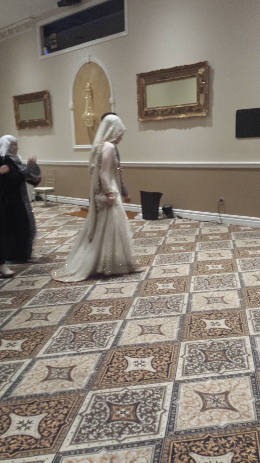 Sagan Convention Centre and Banquet Hall | 7180 Edwards Blvd, Mississauga, ON L5S 1Z1, Canada | Phone: (905) 670-5220
