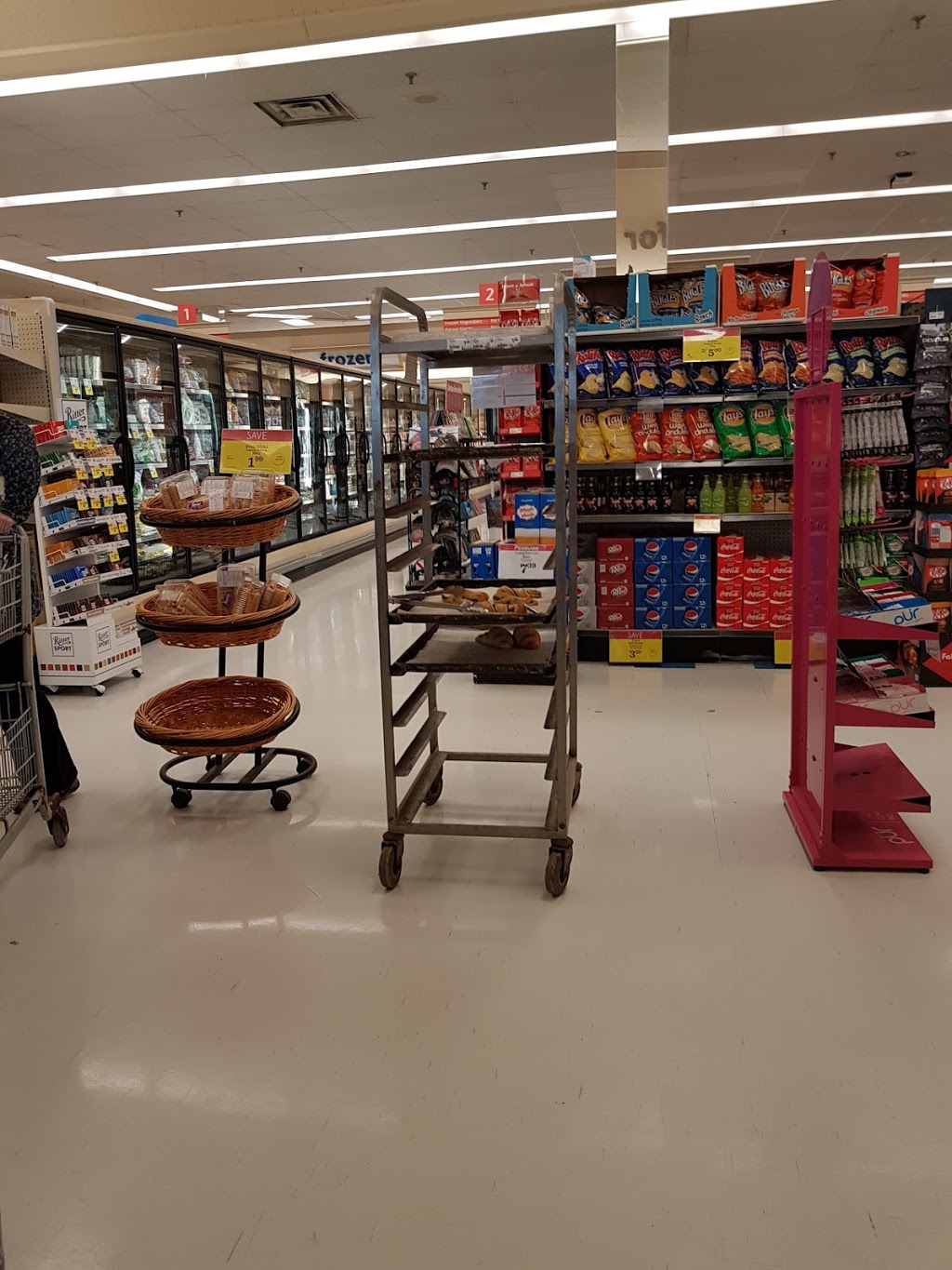 Foodland - Innisfil | 8056 Yonge St, Innisfil, ON L9S 0A0, Canada | Phone: (705) 436-3580
