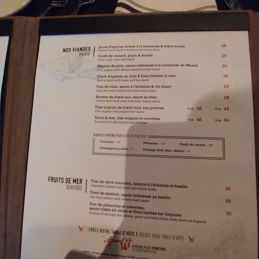 Comme Chez Soi | 871 Rue Shefford, Bromont, QC J2L 1C4, Canada | Phone: (450) 534-0101