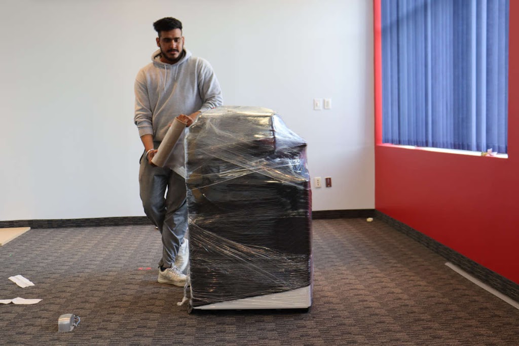 TouchWood Movers Kitchener-Cambridge-Waterloo-Guelph | 50 Orchard Mill Crescent Unit B, Kitchener, ON N2P 1T2, Canada | Phone: (226) 210-9749