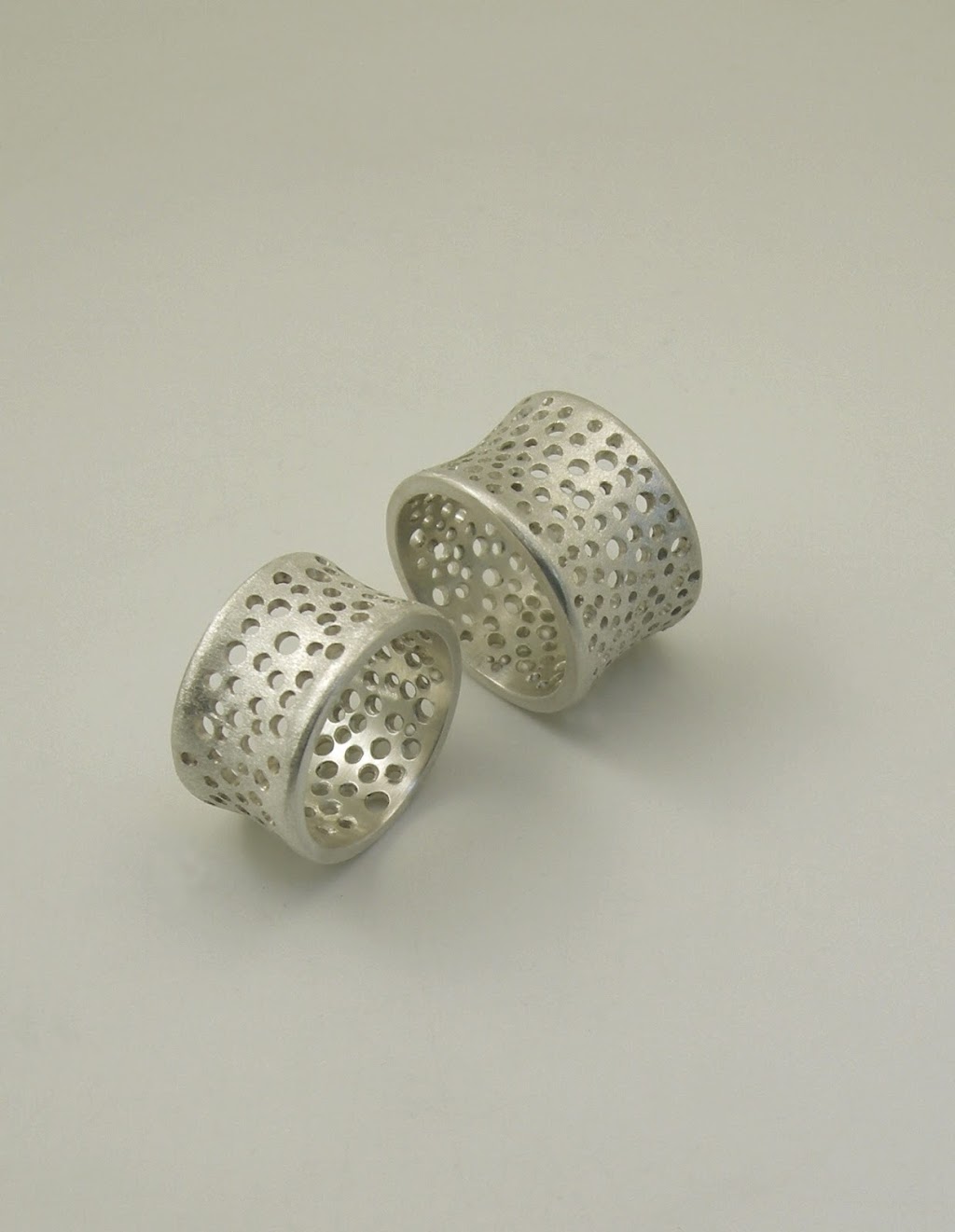 Vivienne Jones Design | 387 Delaware Ave, Toronto, ON M6H 2T7, Canada | Phone: (416) 531-4472