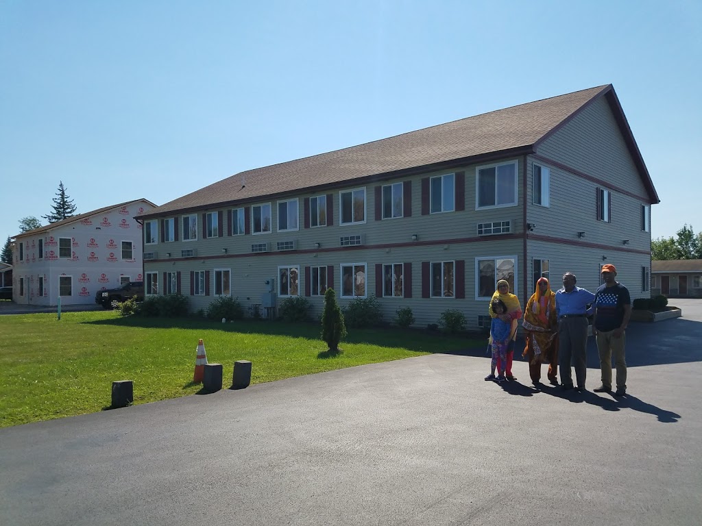 Driftwood Motel | 2754 Niagara Falls Blvd, Niagara Falls, NY 14304, USA | Phone: (716) 692-6650