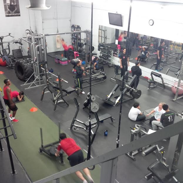 Studio One Fitness | 10 Falconer Dr #7, Mississauga, ON L5N 3L8, Canada | Phone: (905) 567-7881
