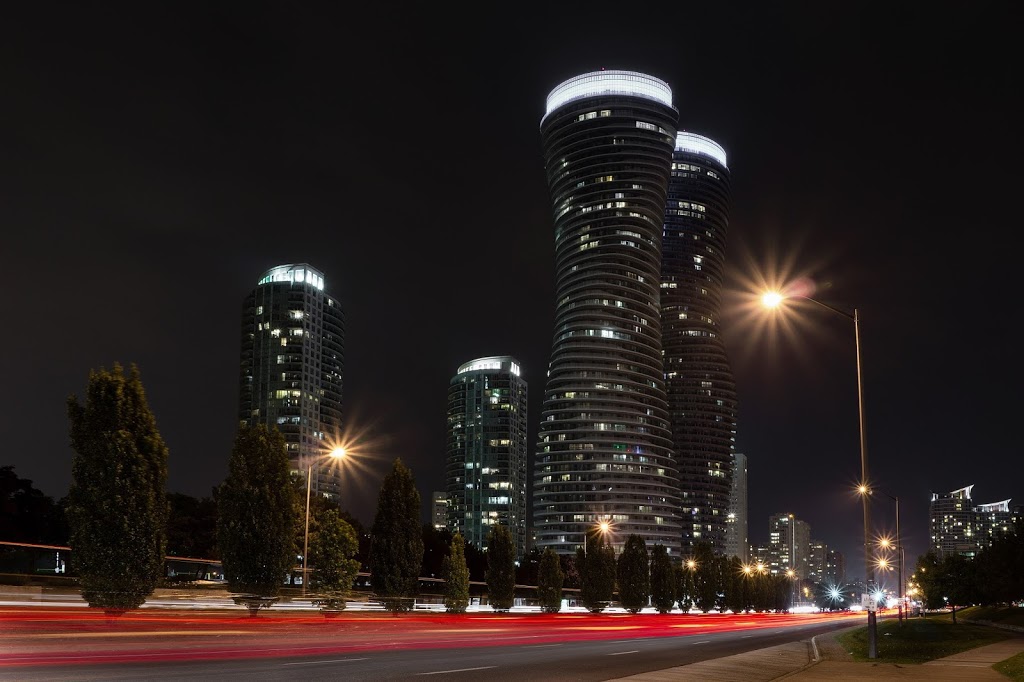 Forestwood Real Estate | 702 Burnhamthorpe Rd E #9, Mississauga, ON L4Y 2X3, Canada | Phone: (905) 277-8800