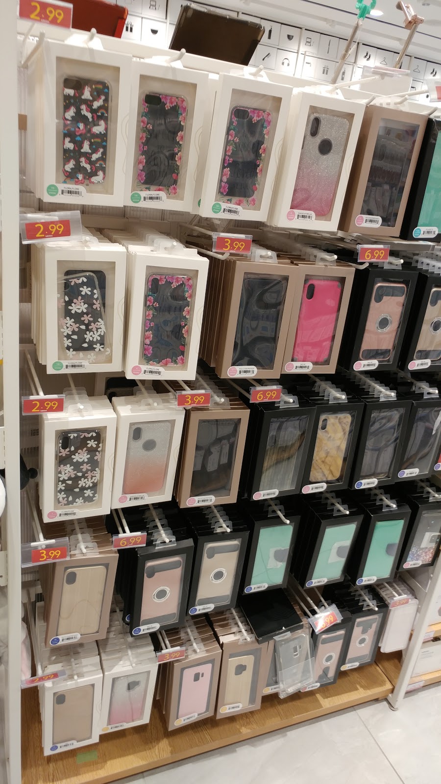 MINISO | 999 Upper Wentworth St, Hamilton, ON L9A 4X5, Canada | Phone: (289) 456-2314