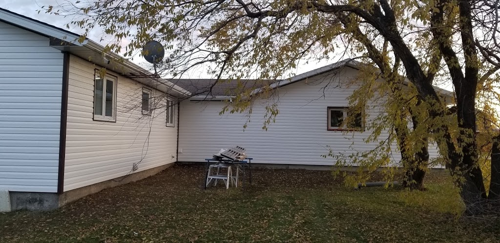 THS Exteriors & Renovations | 110 Scotia Dr, Winkler, MB R6W 2Y6, Canada | Phone: (204) 361-5043