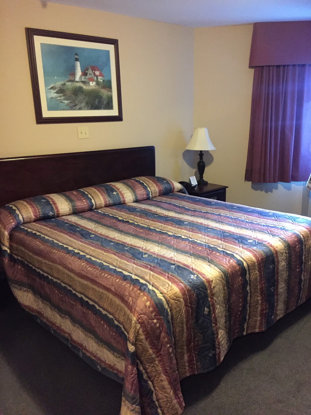 Coastal Inn Dartmouth | 379 Windmill Rd, Dartmouth, NS B3A 1J6, Canada | Phone: (800) 565-1565