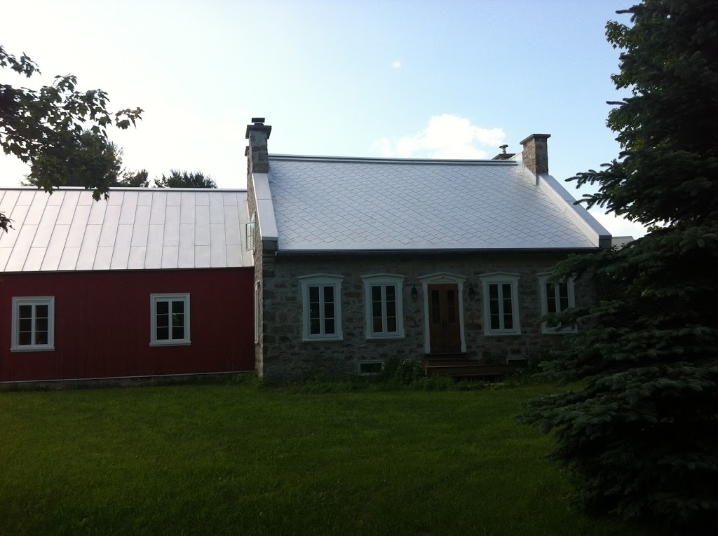 Groupe Toitures Ancestrales | 582 Rue du Conseil Local 4, Sherbrooke, QC J0C 1E0, Canada | Phone: (819) 812-1100