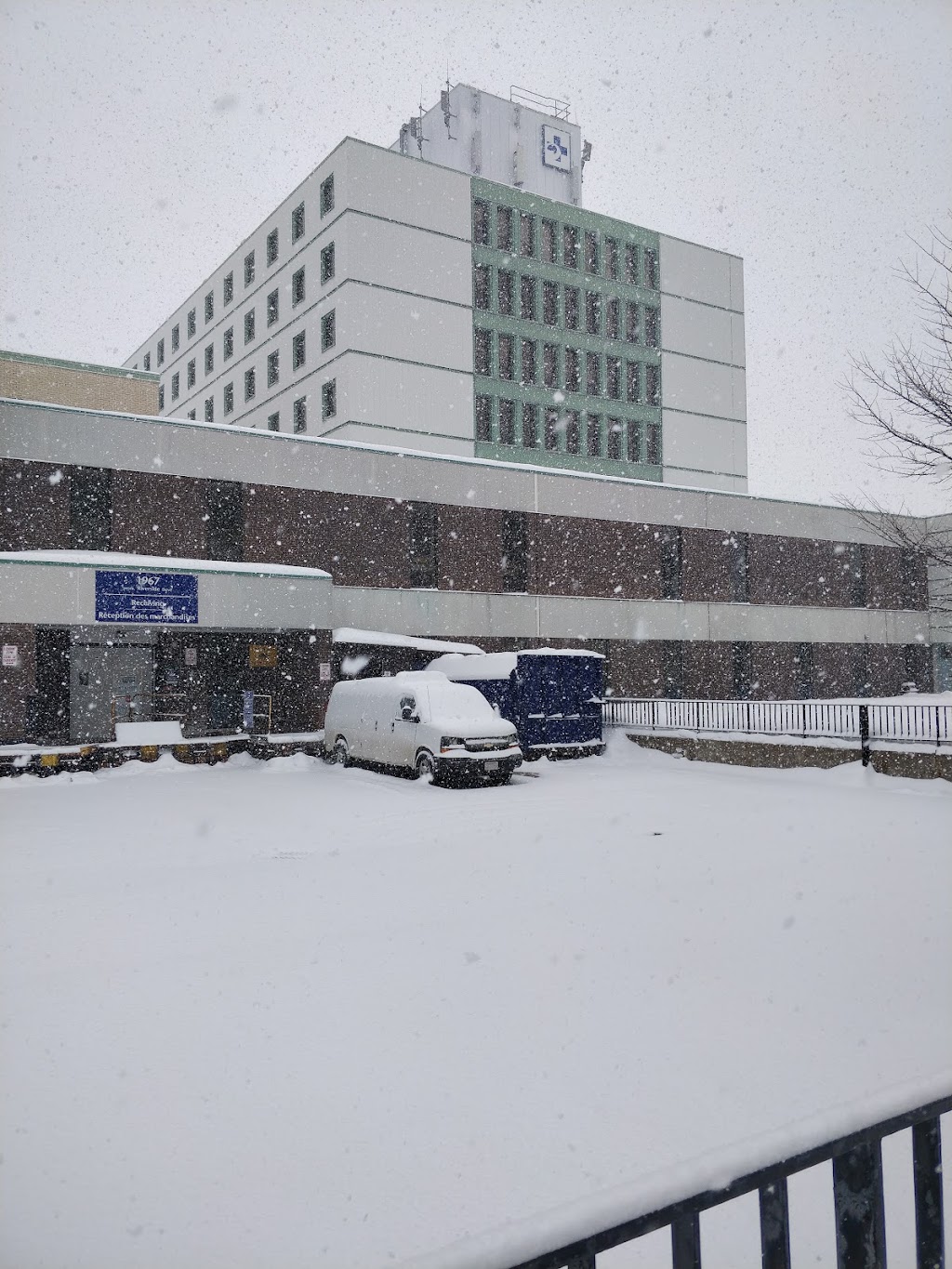 The Ottawa Hospital Riverside Campus | 1967 Riverside Dr., Ottawa, ON K1H 7W9, Canada | Phone: (613) 798-5555