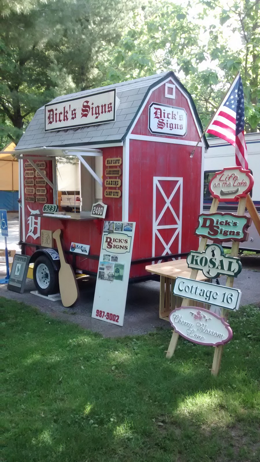 Dicks Signs | 2560 40th St, Port Huron, MI 48060, USA | Phone: (810) 987-9002