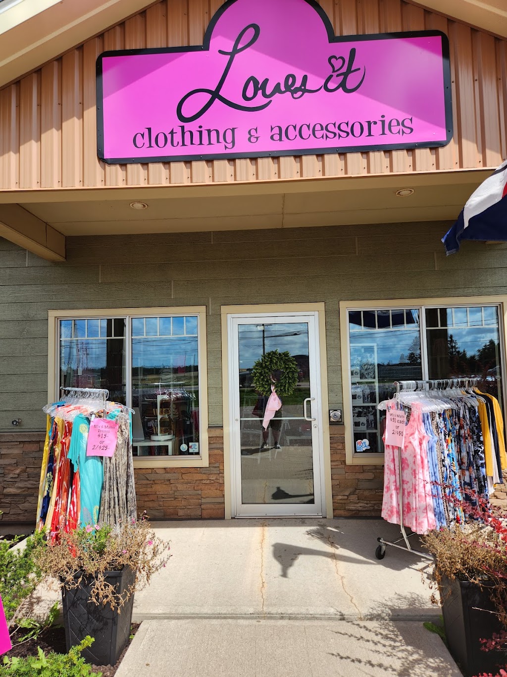 Love It Accessories | Travellers Rest, PE C1N 5L4, Canada | Phone: (902) 436-5188