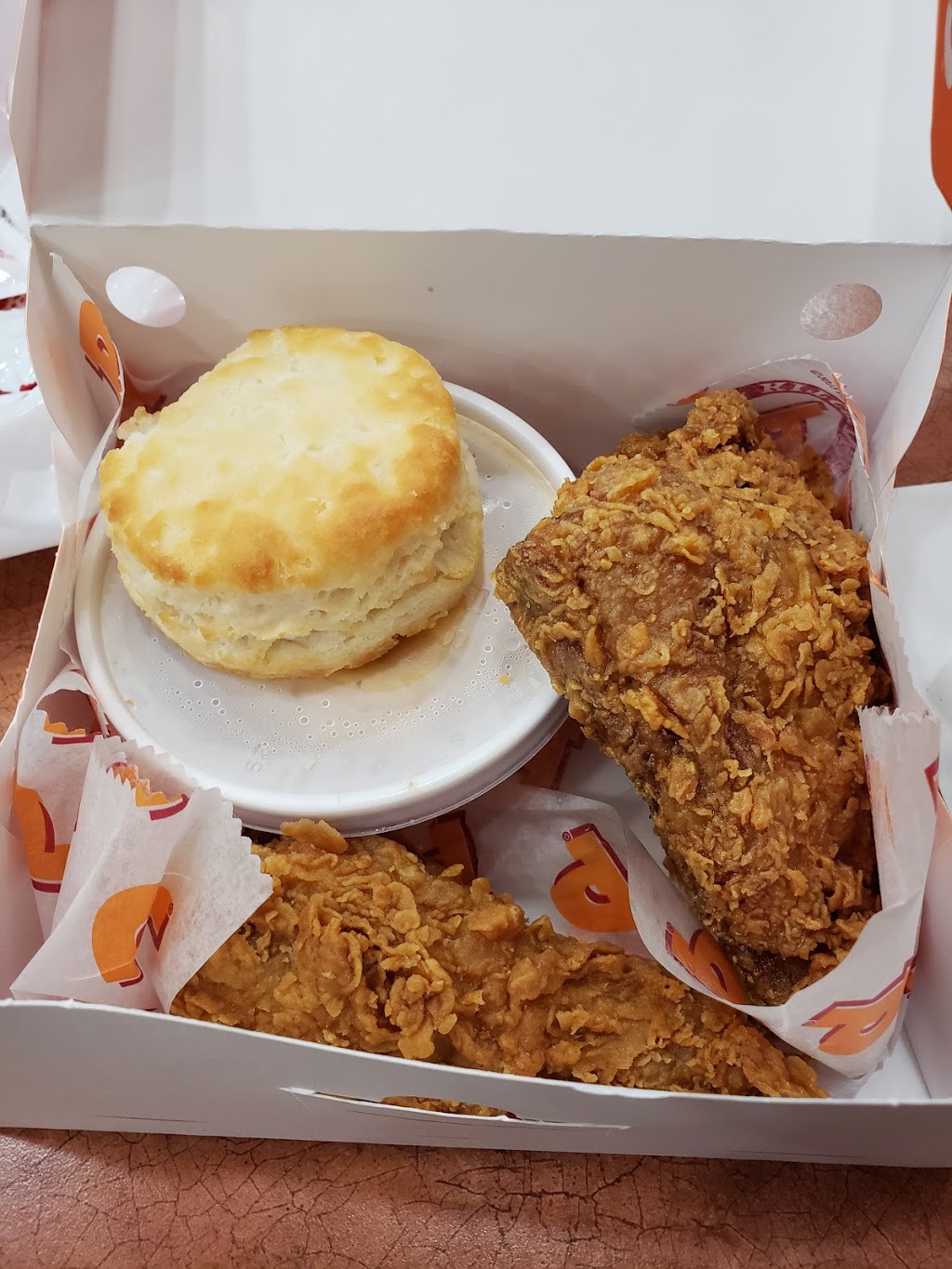 Popeyes Louisana Kitchen | 790 Military Trail #9, Scarborough, ON M1E 4P7, Canada | Phone: (416) 208-9444