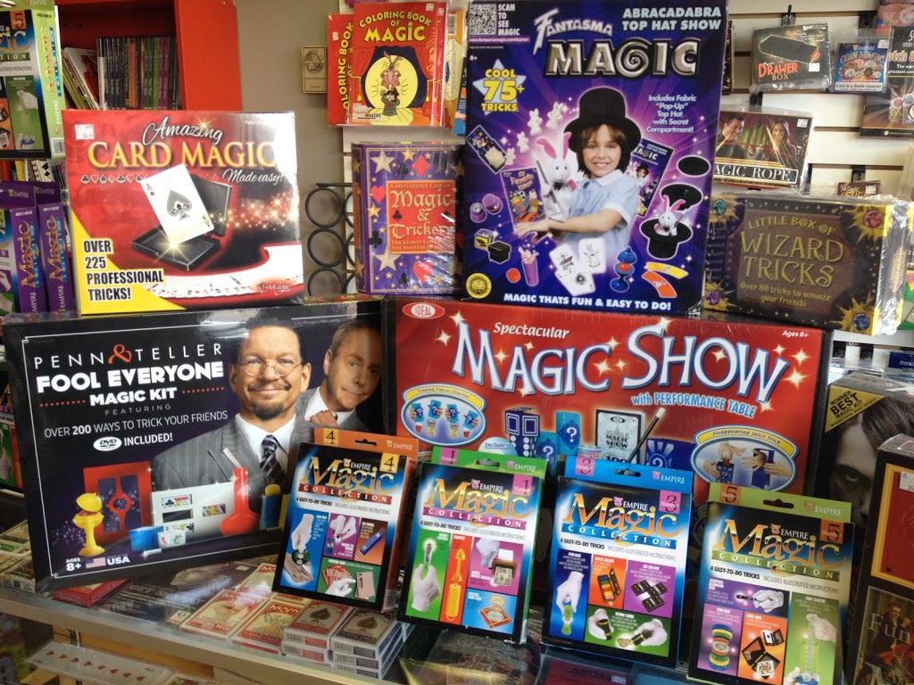 Todskys Magic Shop | 42c Rue Sainte-Anne, Sainte-Anne-de-Bellevue, QC H9X 1L3, Canada | Phone: (514) 951-8633