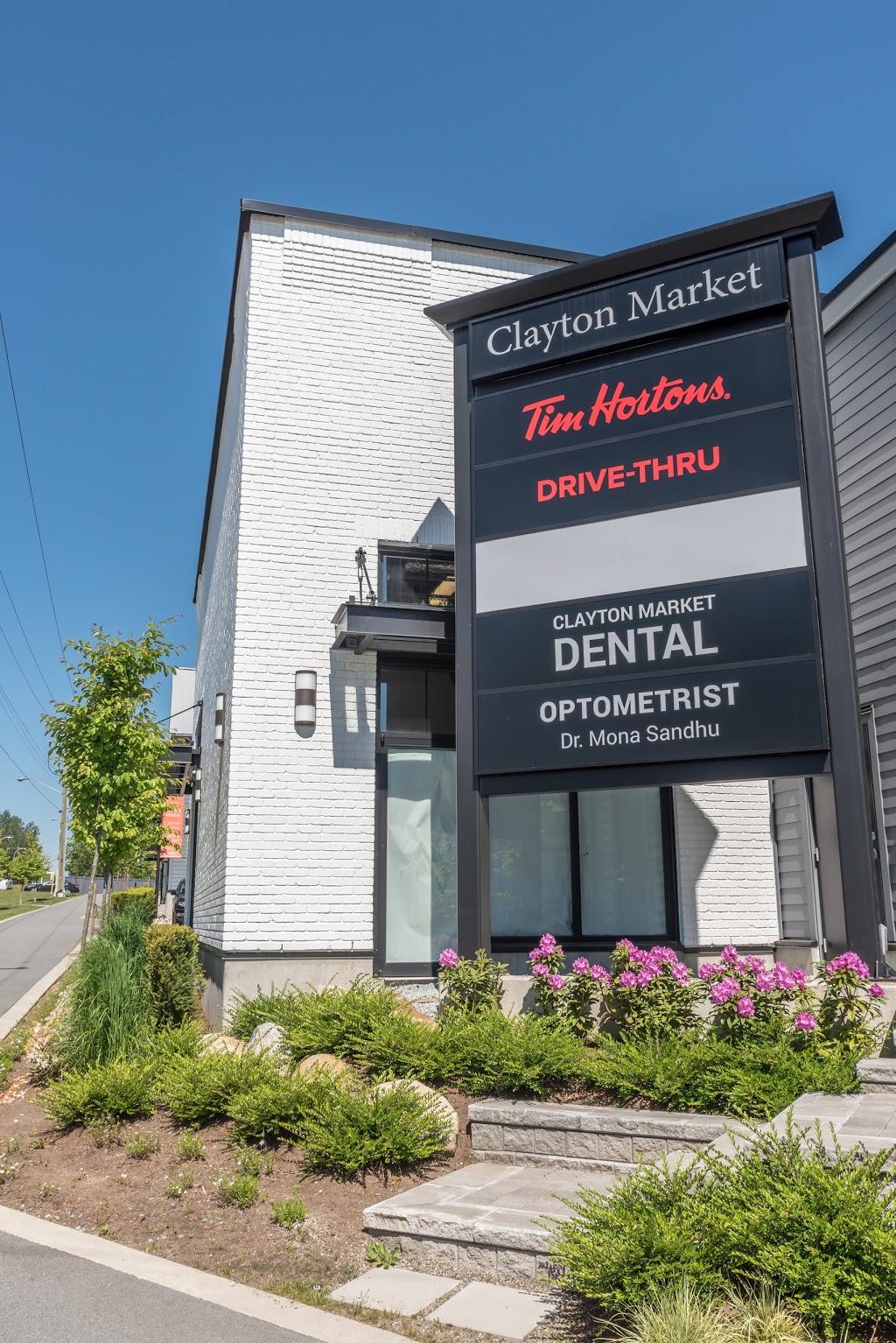 Clayton Market Dental | 105A, 19151 Fraser Hwy, Surrey, BC V3S 7H2, Canada | Phone: (604) 372-0755