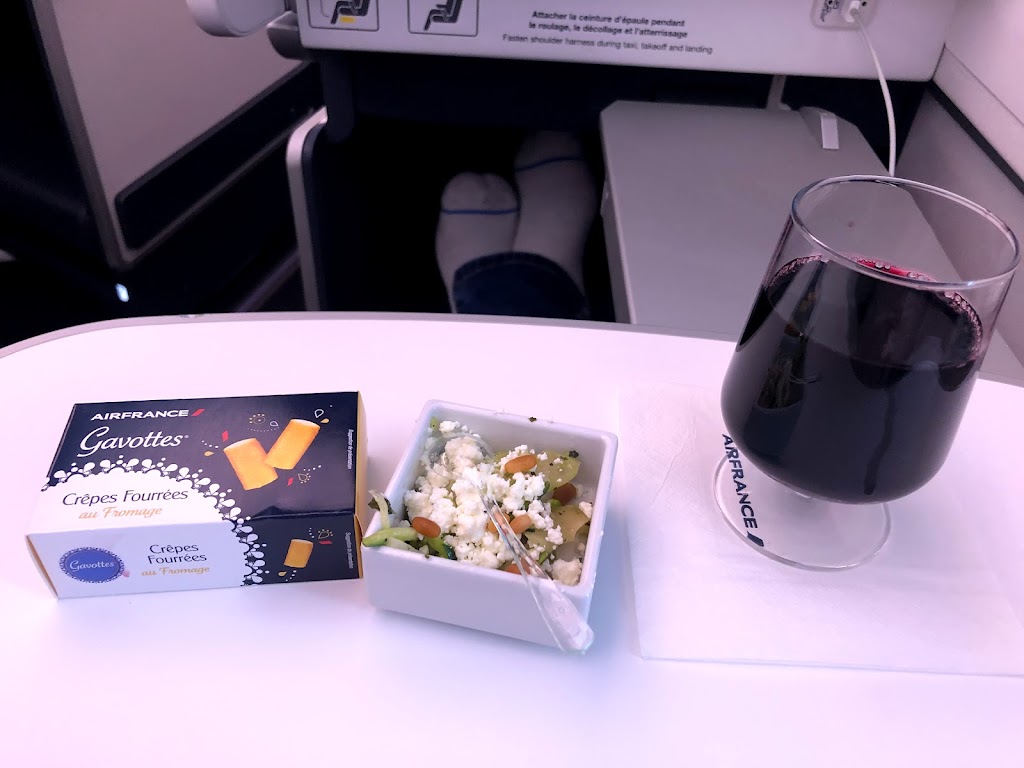Air France | 6301 Silver Dart Dr, Mississauga, ON L5P 1B2, Canada | Phone: (800) 667-2747
