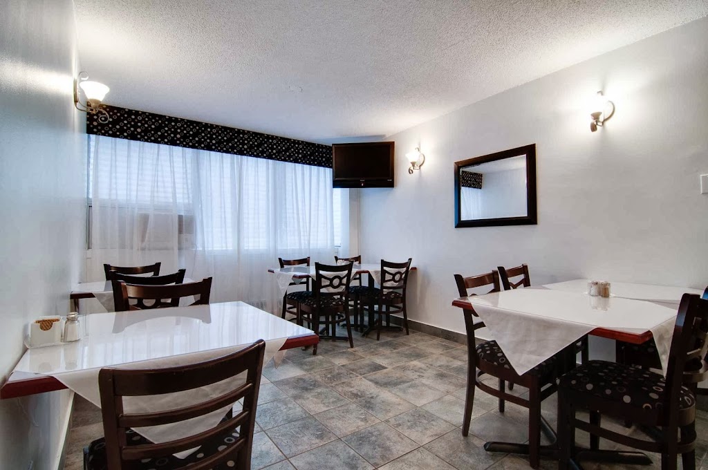 La Tour Belvedere hotel | 2175 Boul. de Maisonneuve Ouest, Montréal, QC H3H 1L5, Canada | Phone: (514) 935-9052