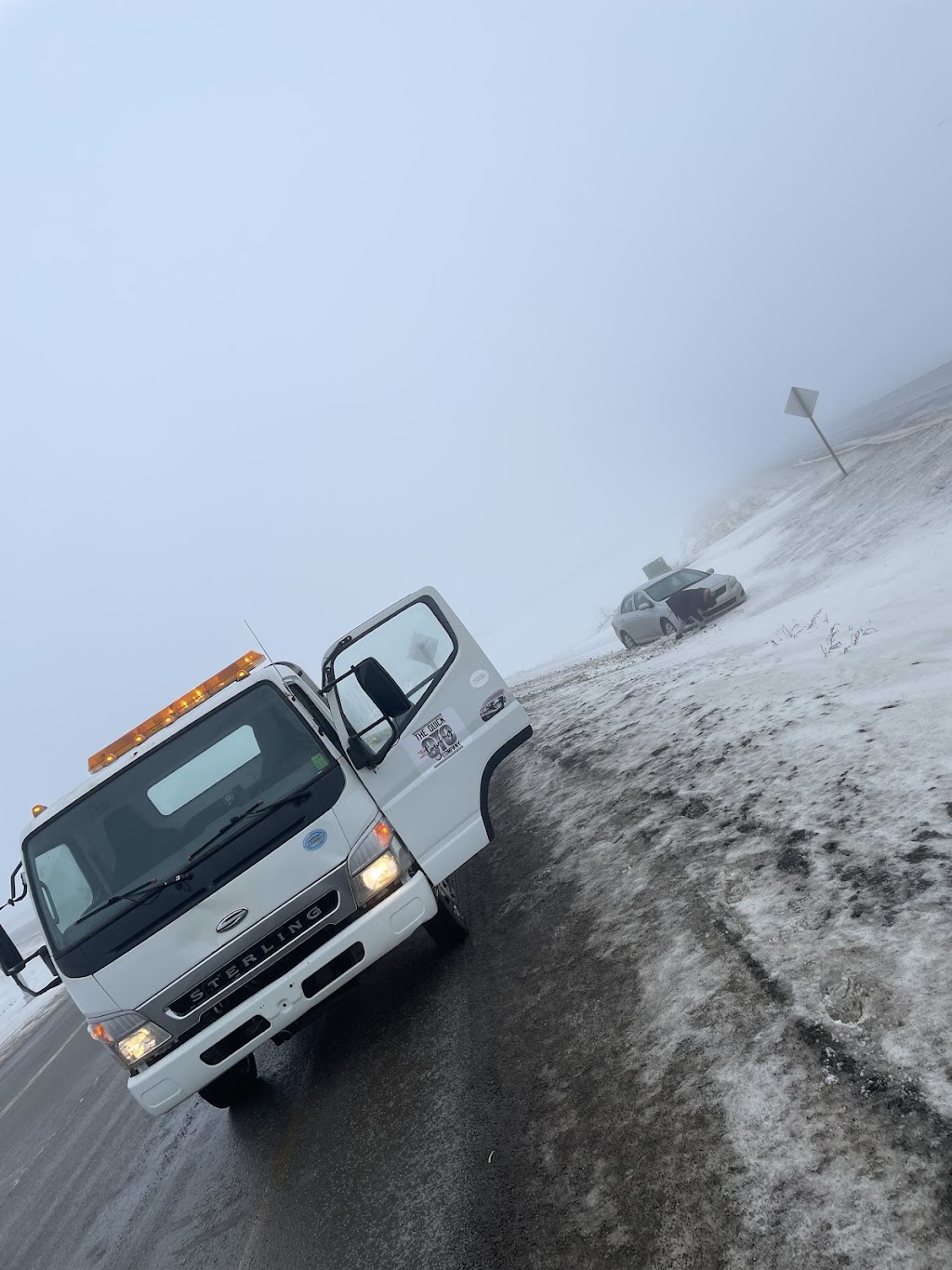The Quick Towing Company LTD | 789 Fairways Green NW, Airdrie, AB T4B 3E7, Canada | Phone: (403) 669-3608