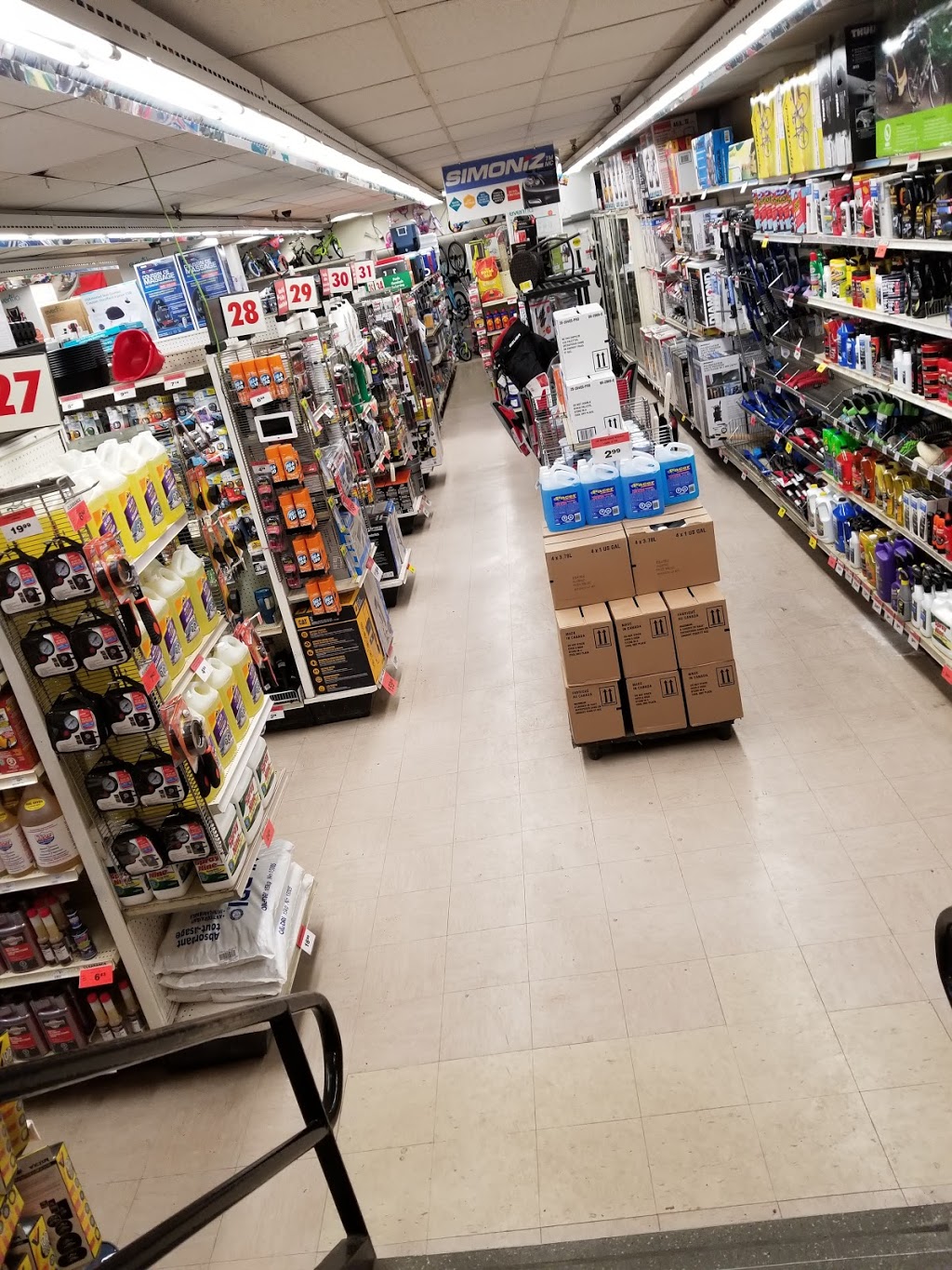 Canadian Tire - Hamilton Main, ON | 304 Main St E, Hamilton, ON L8N 1H9, Canada | Phone: (905) 528-8403