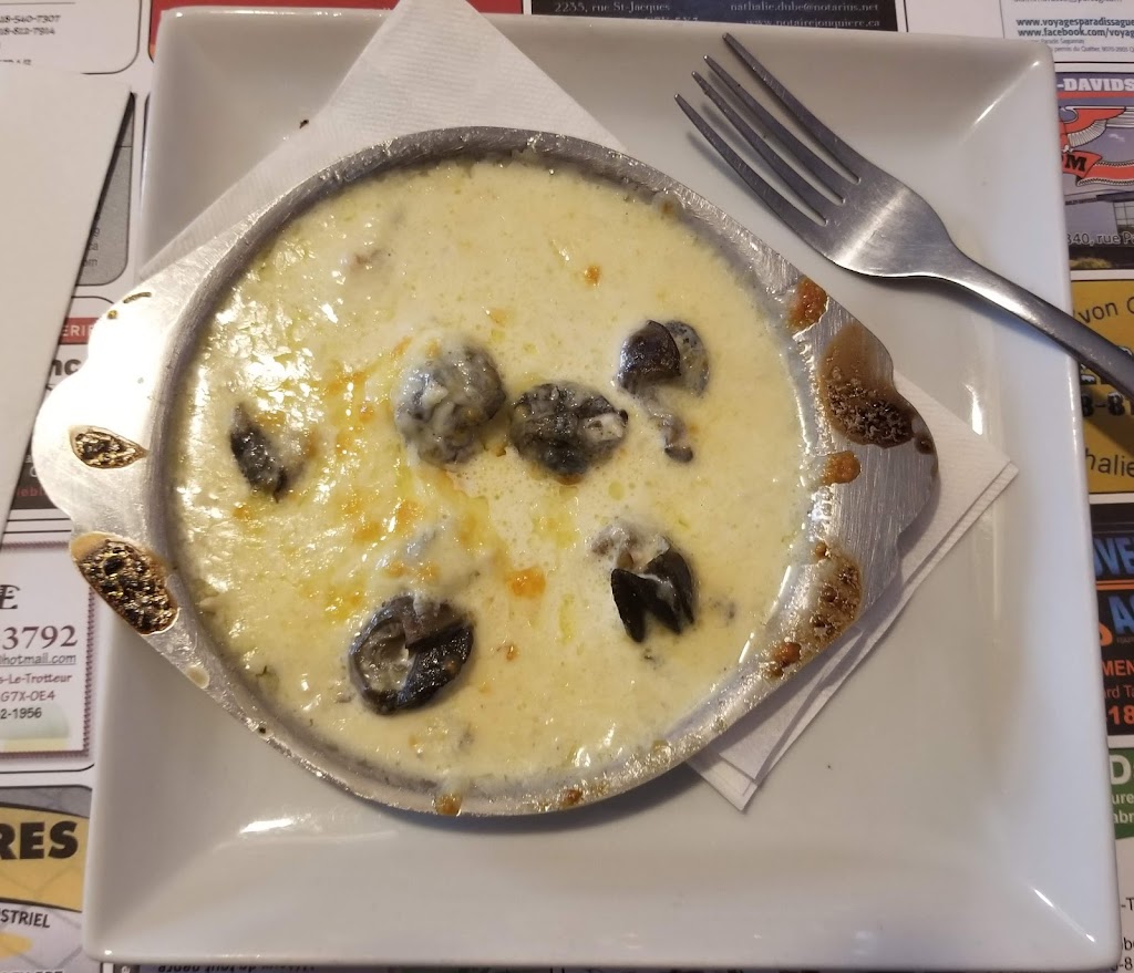 Le Grill Resto Pub | 1999 Rue Ste Famille, Jonquière, QC G7X 4X5, Canada | Phone: (418) 542-3642