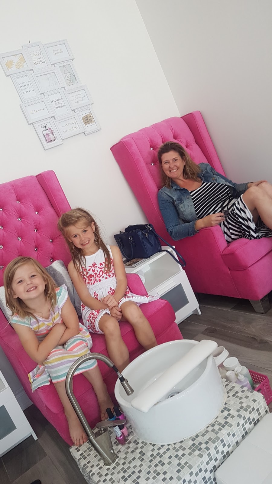 Lavelle Beauty Boutique | 2501 Guelph Line #1A, Burlington, ON L7M 2A3, Canada | Phone: (905) 336-7371
