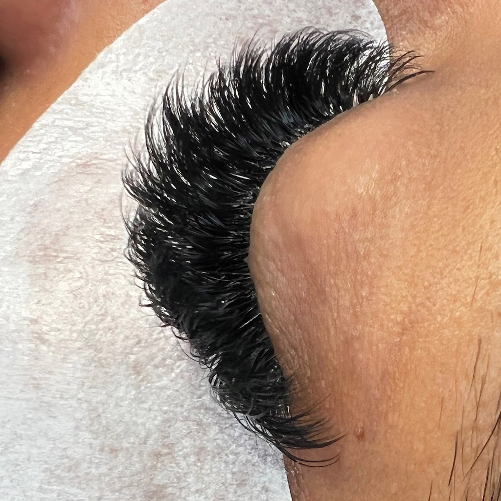Dash of Lash | 7871 Stave Lake St C210, Mission, BC V2V 0C5, Canada | Phone: (604) 764-7580