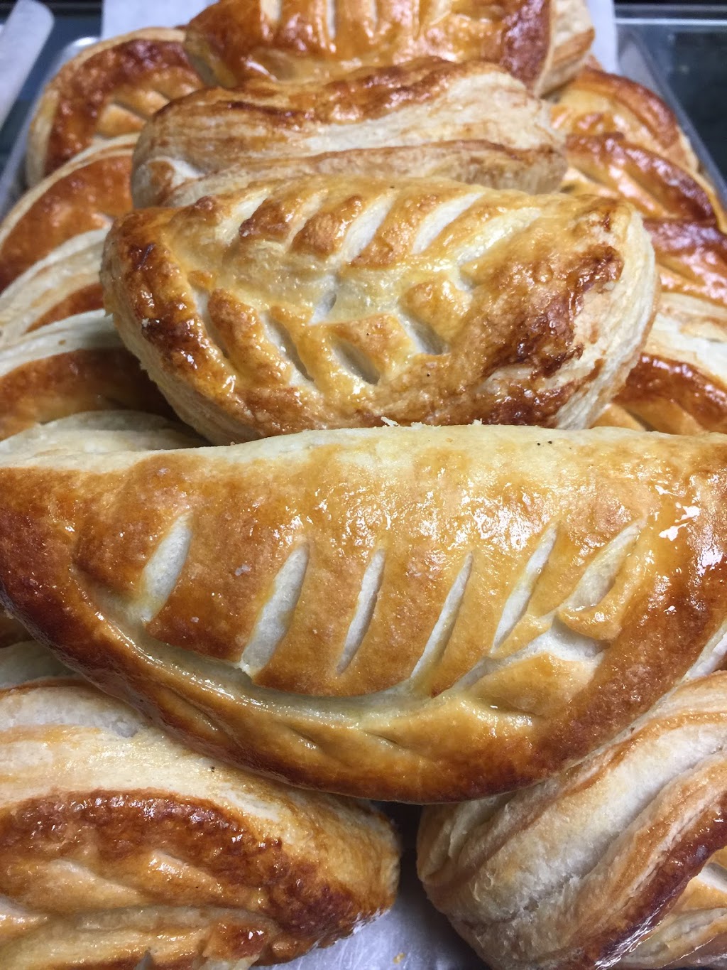 Black Diamond Bakery & Cafe | 119 Centre Ave W, Black Diamond, AB T0L 0H0, Canada | Phone: (403) 933-4503