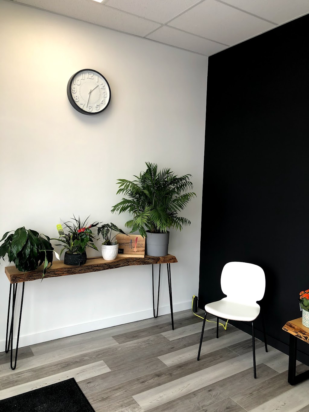 Dynamic Movement Chiropractic and Health Centre | 110 Anne St S Unit 3, Barrie, ON L4N 2E3, Canada | Phone: (705) 986-4582