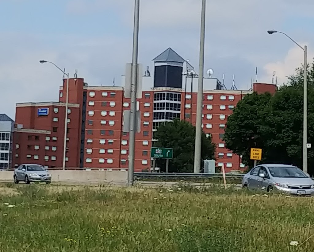Subway | Seneca College Residences, 1760 Finch Ave E, North York, ON M2J 5G3, Canada