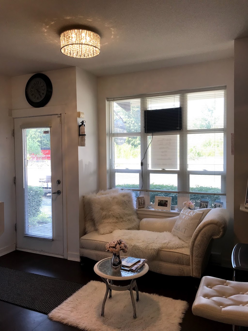 Kylas Esthetics & Lash Lounge | 18870 72 Ave, Surrey, BC V4N 1M9, Canada | Phone: (778) 846-8074