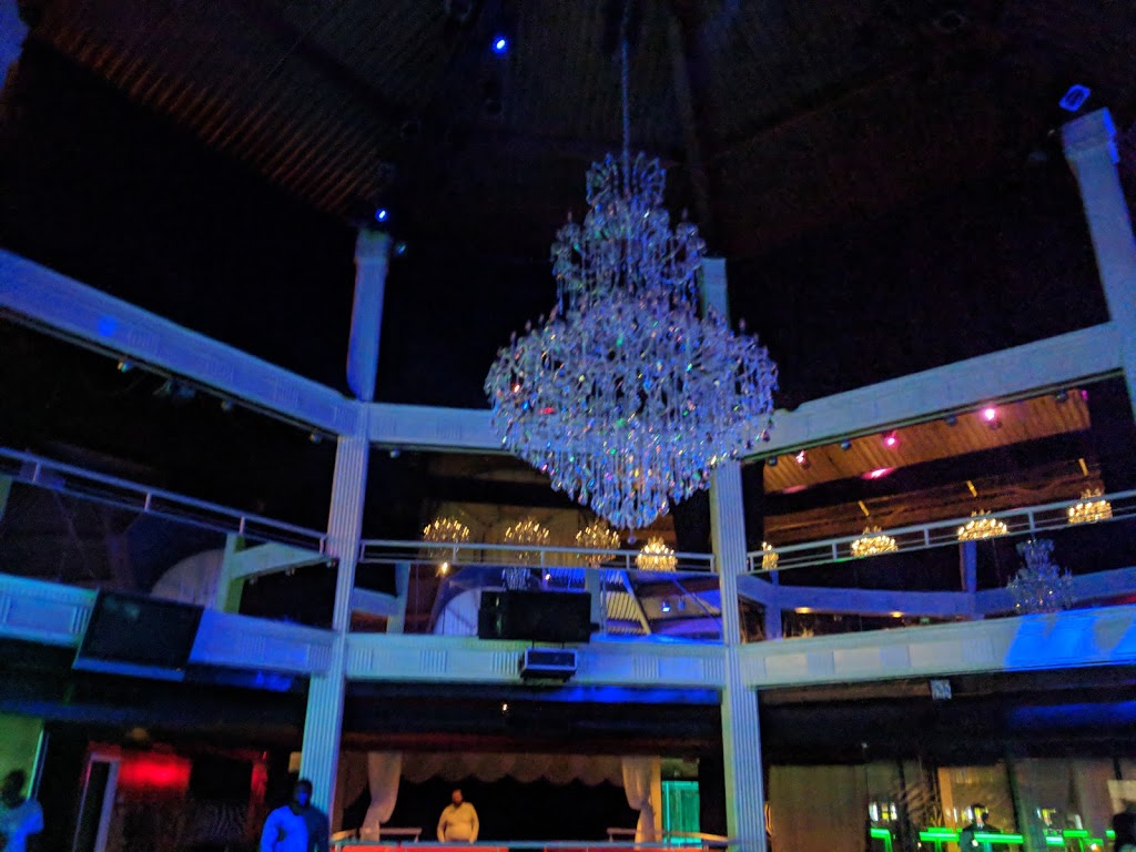 Sugar Daddys | 5165 Dixie Rd, Mississauga, ON L4W 4G1, Canada | Phone: (905) 602-4990