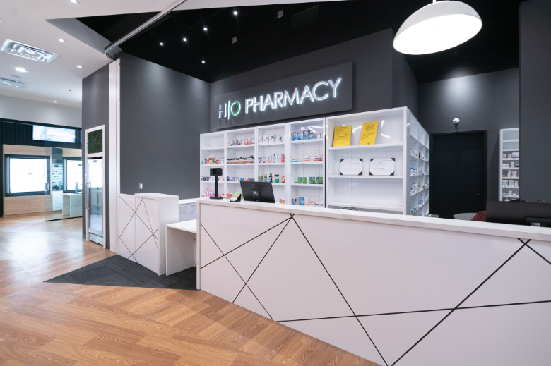 HealthOneTO Pharmacy | 110 Harbour St, Toronto, ON M5J 0B7, Canada | Phone: (416) 221-5433