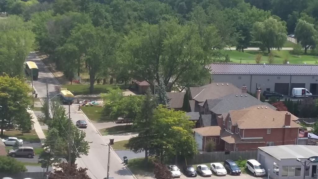 Westdale Apartments | 1175 Dundas St W, Mississauga, ON L5C 1C7, Canada | Phone: (888) 236-7767