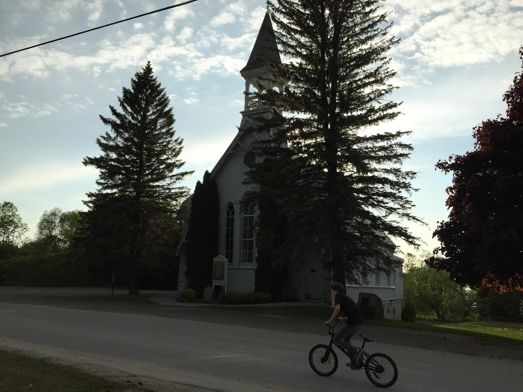 Christ Church | 22 Hazel St, Waubaushene, ON L0K 2C0, Canada | Phone: (705) 549-2223