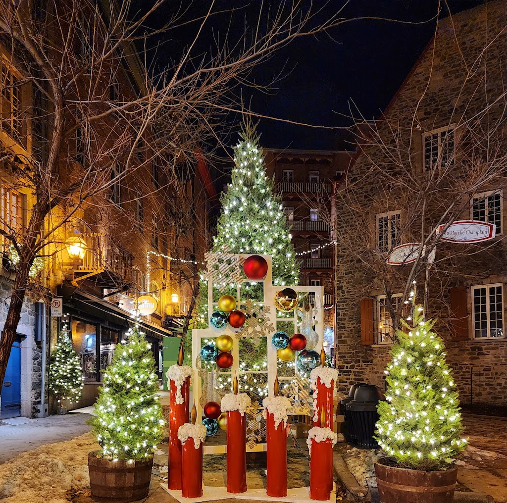 Maison Jean-Baptiste-Chevalier | 50 Rue du Marché-Champlain, Québec, QC G1K 4H3, Canada | Phone: (418) 835-5249