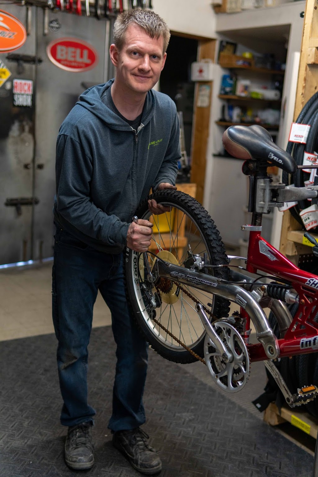 Bicycle World | 1267 Grand Marais Rd W, Windsor, ON N9E 1E1, Canada | Phone: (519) 966-7985
