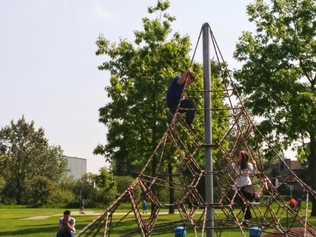Ryall Park | Salter St, New Westminster, BC V3M, Canada | Phone: (604) 521-3711
