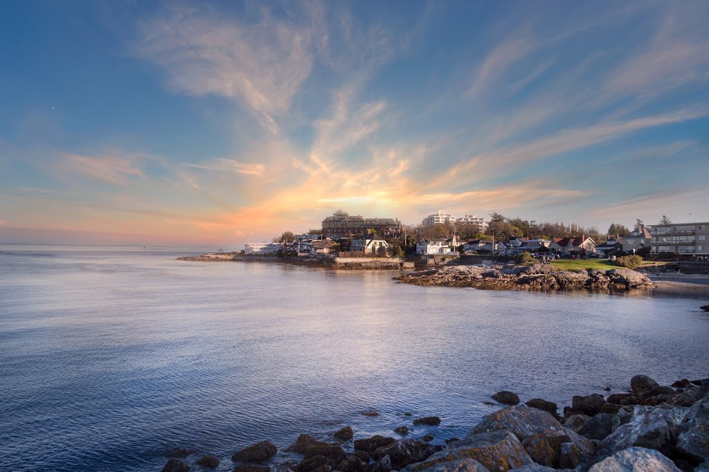 Oak Bay Marine Group | 1327 Beach Dr, Victoria, BC V8S 2N4, Canada | Phone: (800) 663-7090