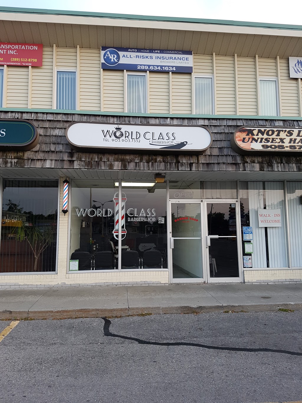 World Class Barber Shop | 1050 Simcoe St N, Oshawa, ON L1G 4W5, Canada | Phone: (905) 903-7552