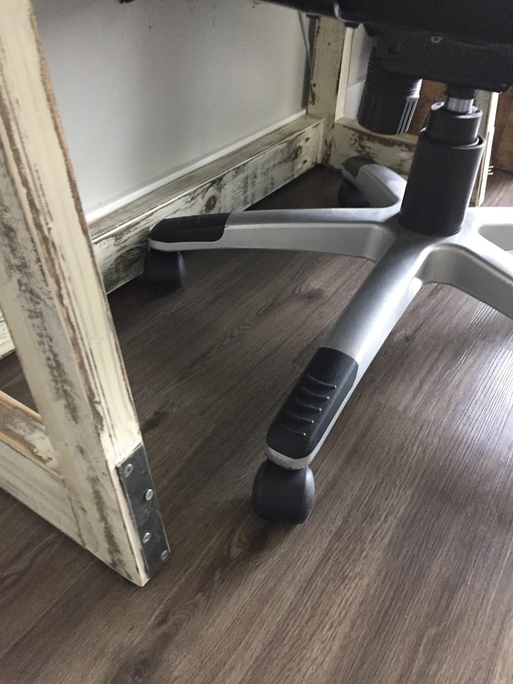 Paris Farmhouse Furniture | 73 Windgate Cl SW, Airdrie, AB T4B 3S9, Canada | Phone: (403) 714-3434
