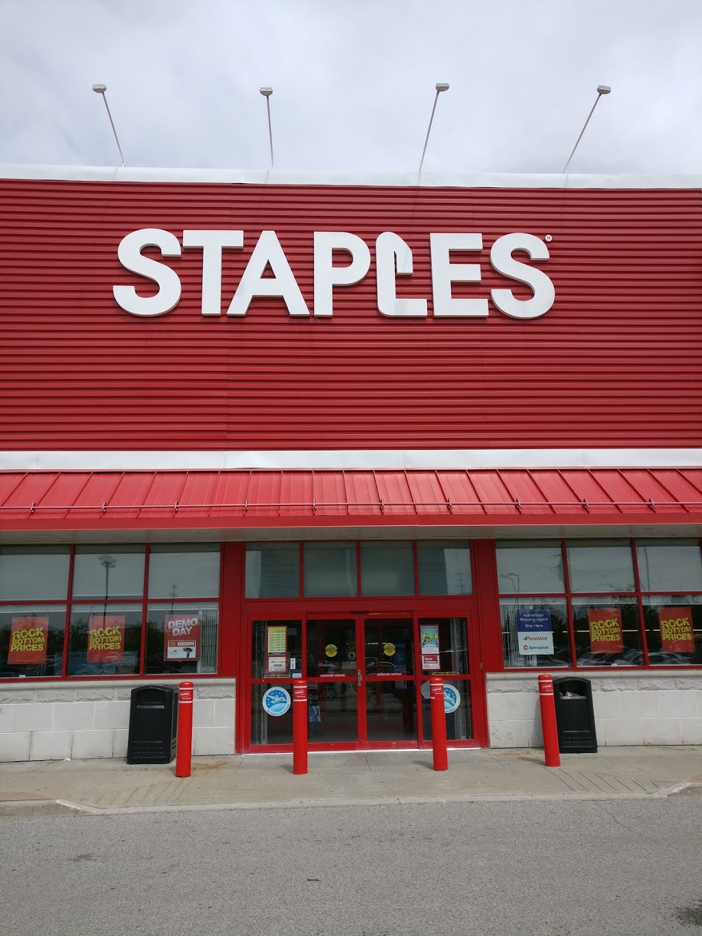 Staples Elgin Mills | 1700 Elgin Mills Rd E Unit 2, Richmond Hill, ON L4S 0B2, Canada | Phone: (905) 770-1600