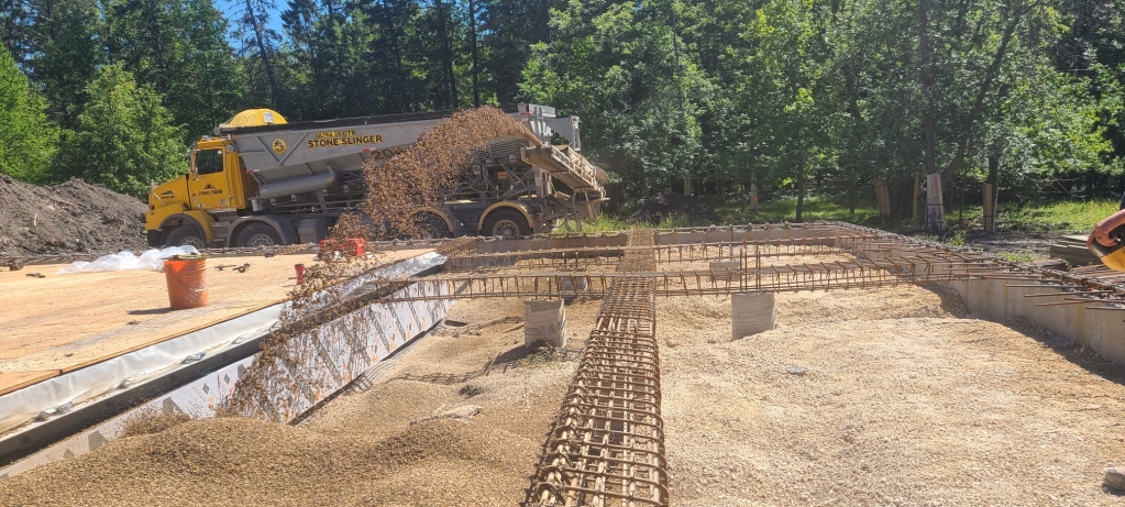 W.K. Dahms Mfg. Ltd. (Stone Slinger™) | 3074 Sawmill Rd, St. Jacobs, ON N0B 2N0, Canada | Phone: (519) 664-3414