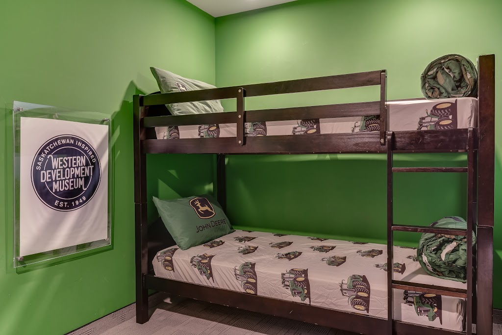 Home Inn and Suites Saskatoon South | 253 Willis Cres, Saskatoon, SK S7T 0V2, Canada | Phone: (306) 657-4663