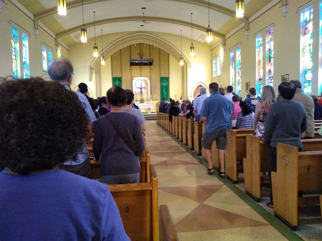 St Gertrudes Catholic Church | 690 King St E, Oshawa, ON L1H 1G5, Canada | Phone: (905) 433-0828
