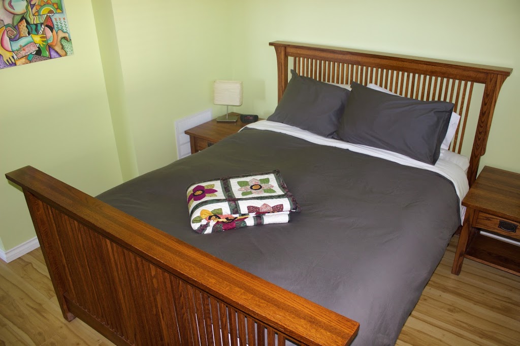 B&B @ Salt Spring Apple Company | 529 Fulford-Ganges Rd, Salt Spring Island, BC V8K 2K1, Canada | Phone: (250) 537-4935